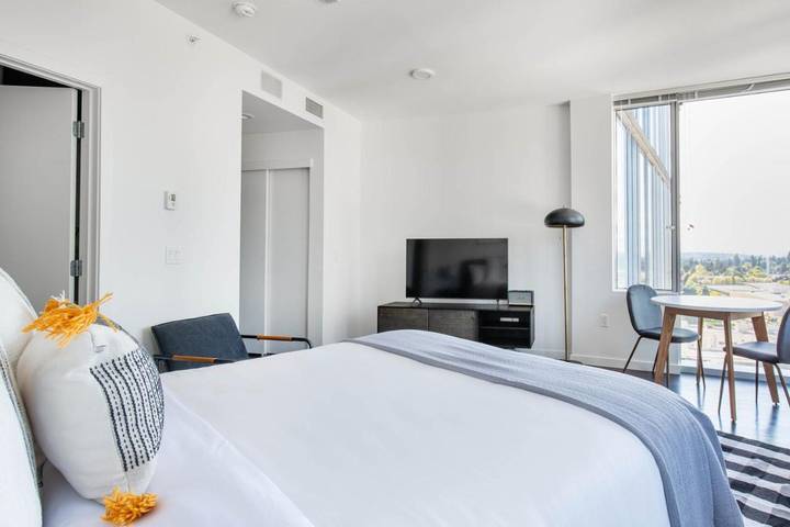 Ferienwohnung für 2 Personen, mit Pool, mit Haustier in Bellevue