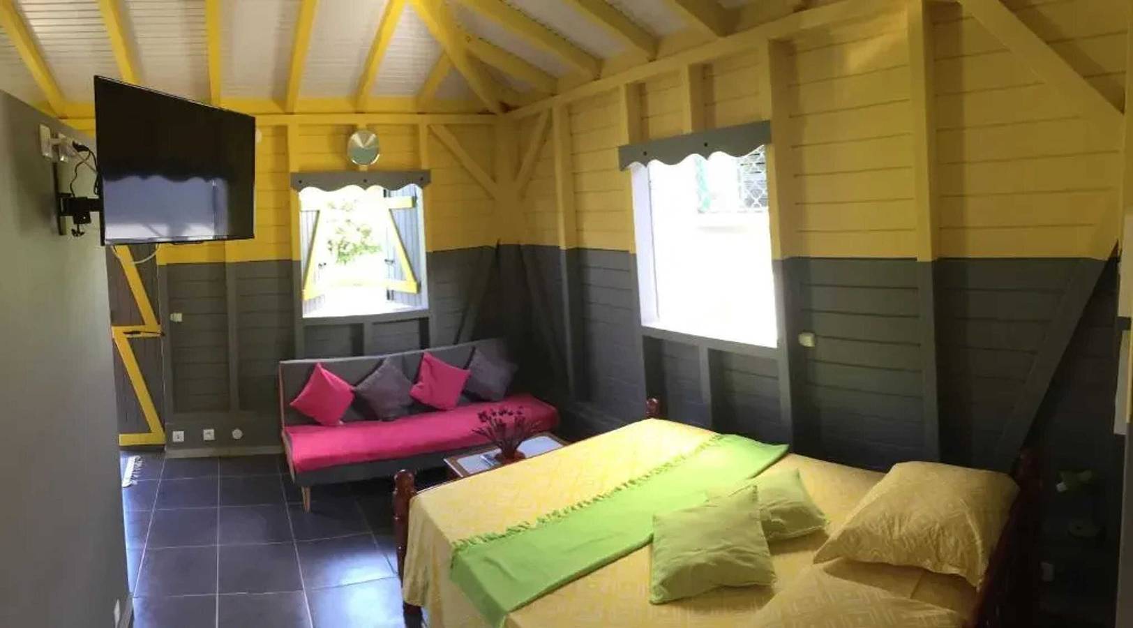 Estudio entero, Estudio con piscina privada en Sainte-Rose, 45 m² in Saint Rose, Guadalupe