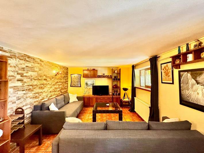 Cabaña para 5 personas, con Jardín además de Piscina y Sauna en Cercedilla