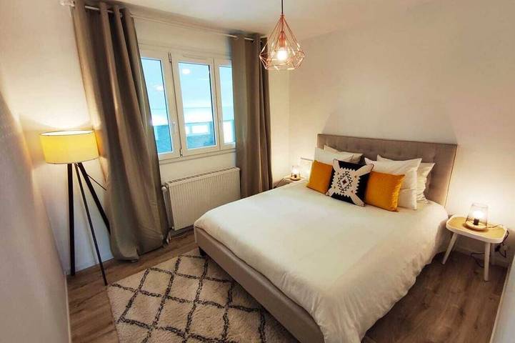 Villa pour 12 personnes, avec jacuzzi ainsi que balcon et jardin dans Yonne - 4