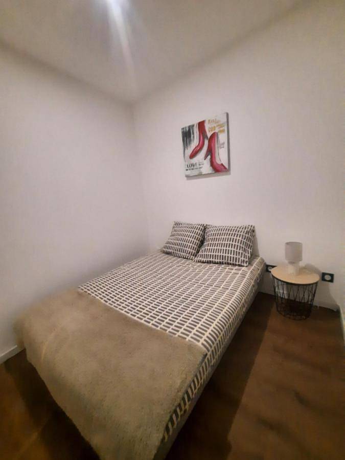 Appartement entier, One-Bedroom Apartment in Trévoux, Ain