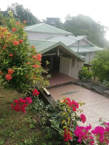 Location de vacances pour 4 personnes, avec terrasse à Rivière-Pilote