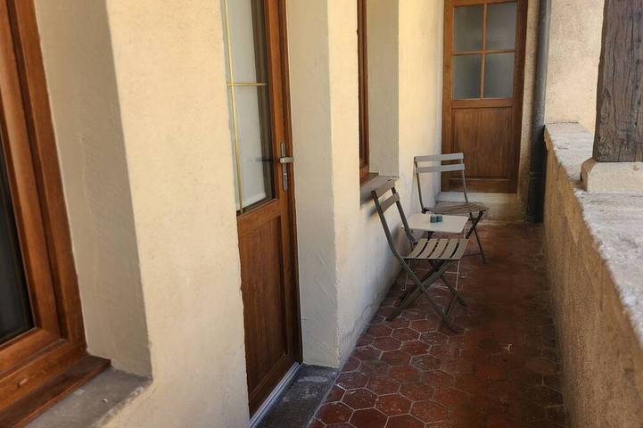 Ganze Wohnung, One-bedroom apartment ✦ private spa · Autun · check-in 24 hours a day in Autun, Autun und Umgebung