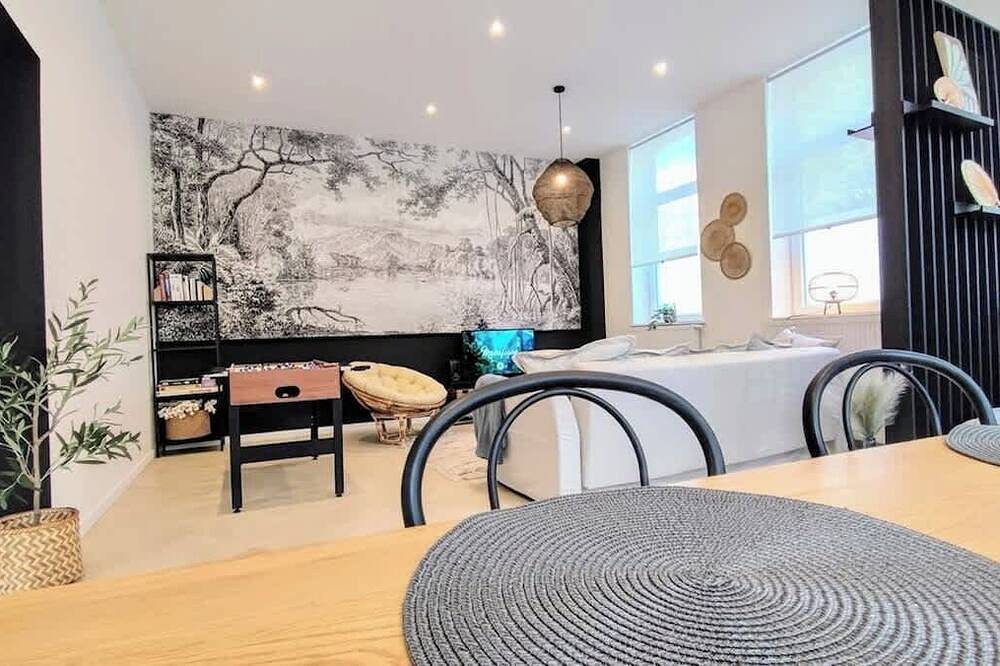 Appartement entier, Canopée du Nord - Grand séjour, Wifi, Babyfoot in Roubaix, Région de Lille