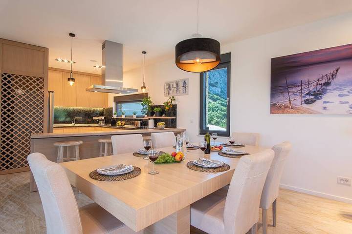 Villa pour 9 personnes, avec piscine et balcon/terrasse, animaux acceptés dans Pag - 4