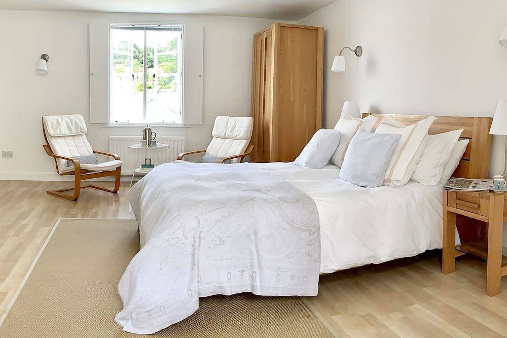 Harbour and Sea Views, Padstow, Cornwall, in Padstow, Cornwall