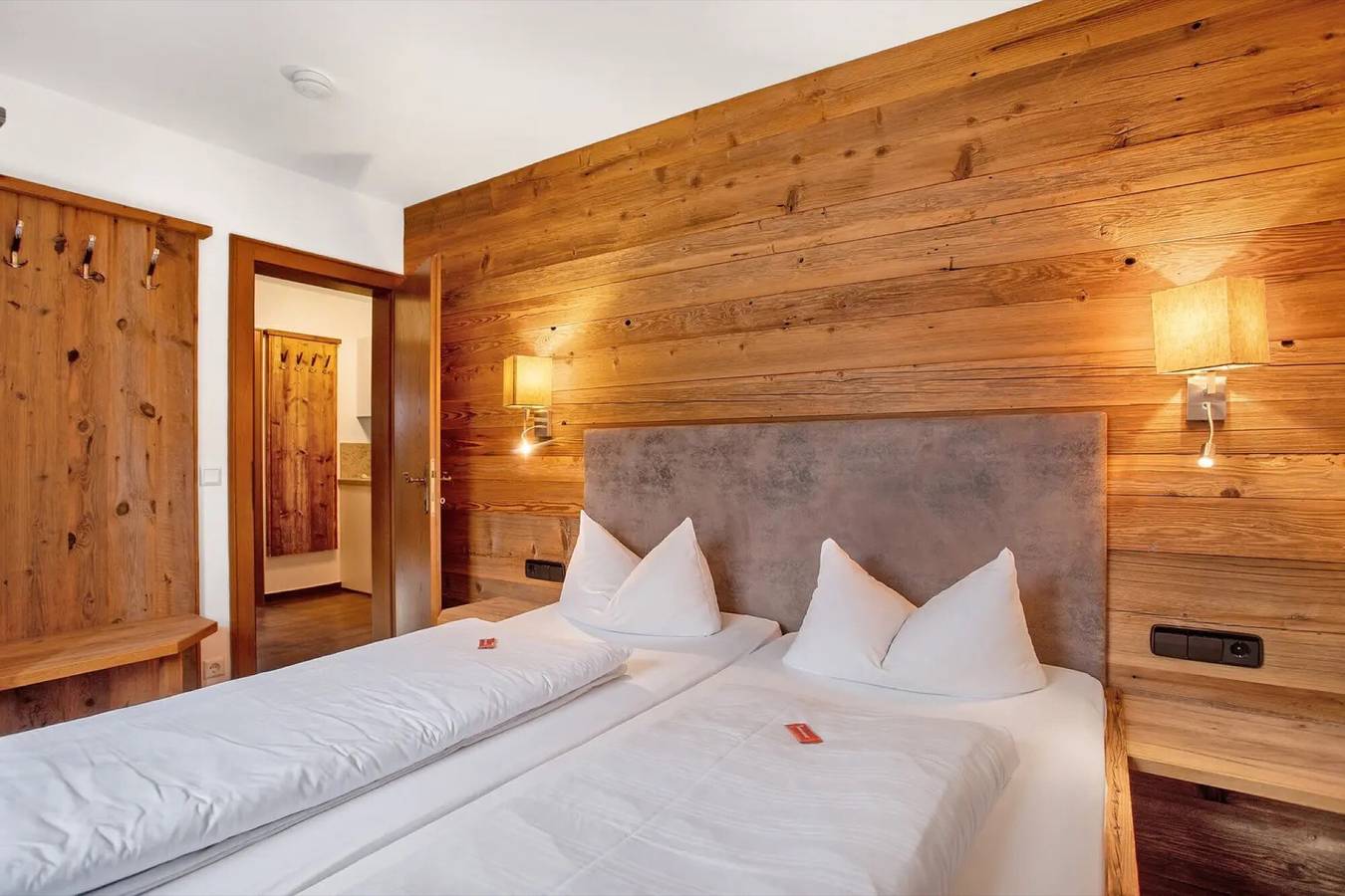 Ganze Wohnung, Ferienwohnung 'Panorama - Appartement 1' mit Bergblick, privater Terrasse und geteilter Sauna in Reit im Winkl, Bayerische Alpen