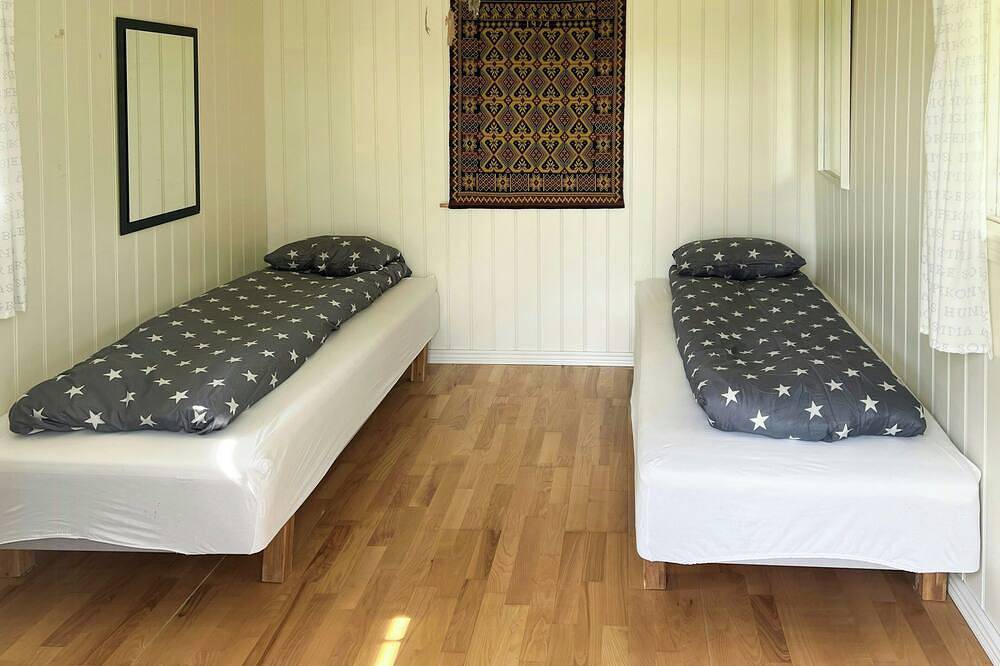 Schöne schwedische Hütte am Fryken in Värmland