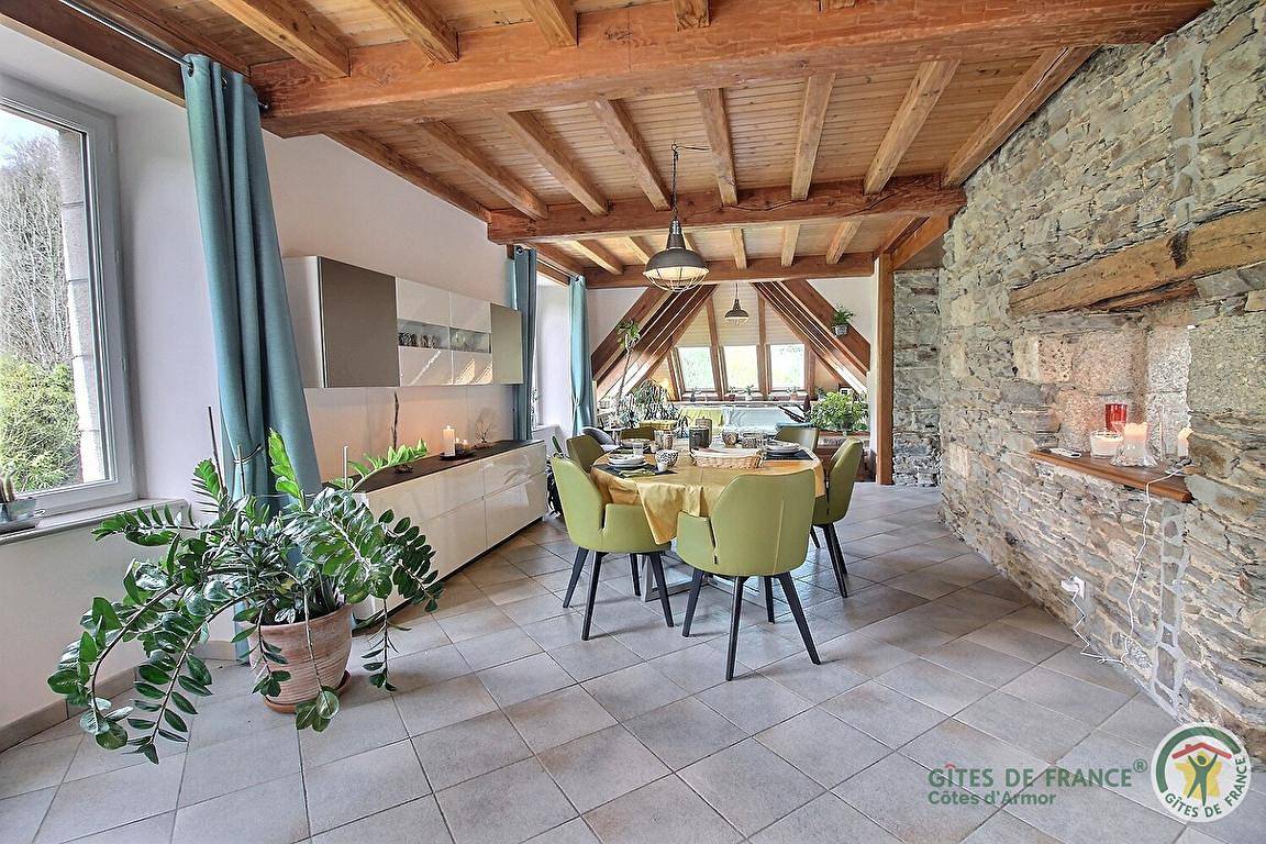 Le Moulin de Kervégan - Armor in Plouzélambre, Ceinture Dorée