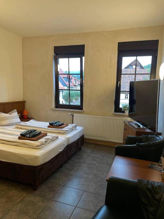Ferienwohnung für 4 Personen, mit Balkon und Terrasse in Neustadt/Harz - 3
