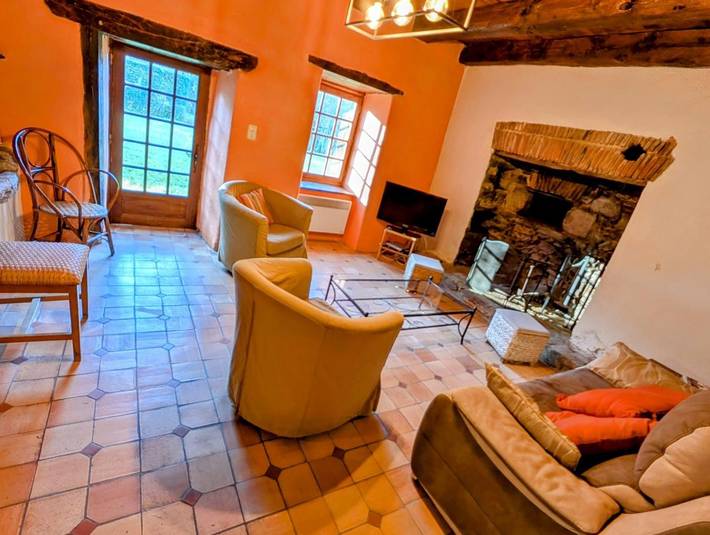 Gîte pour 8 personnes, avec jardin et piscine, animaux acceptés dans Parc naturel régional Périgord-Limousin - 4