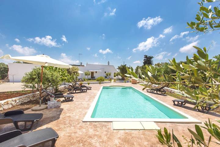 Villa per 10 persone, con giardino, con animali domestici in Carovigno