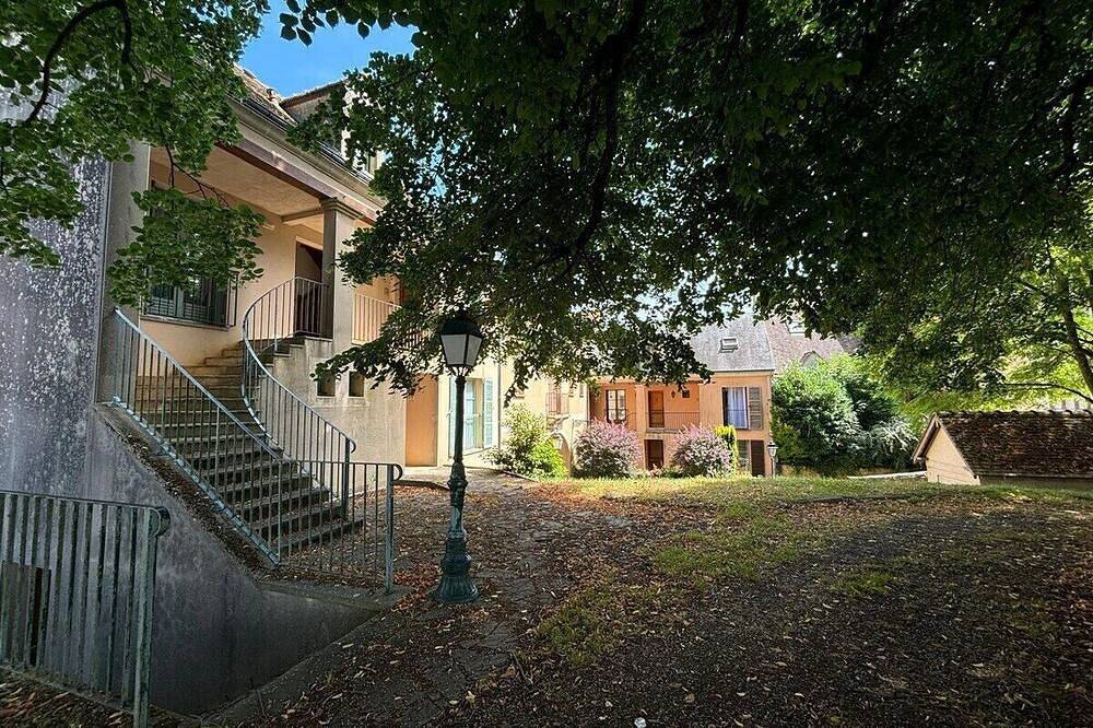 Apartamento entero, Joli Studio*Golf*Wifi*Parking in Bellême, Parc naturel régional du Perche