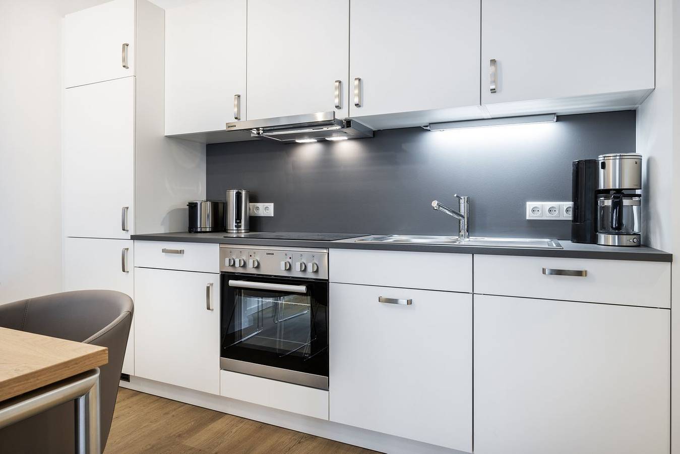 Appartamento intero, Tolles 2-Zimmer-Apartment mit Balkon in bester Hafenlage - Saunabereich inklusiv in Wismar, North-West Mecklenburg (Wismar region)
