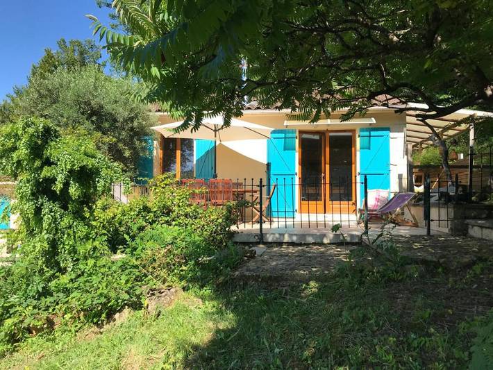 Location de vacances pour 4 personnes, avec jardin et vue à Le Buisson-de-Cadouin