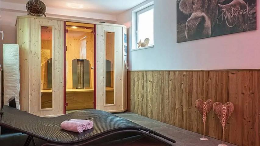Hütte für 5 Personen, mit Sauna und Balkon sowie Garten und Whirlpool am Achensee - 4