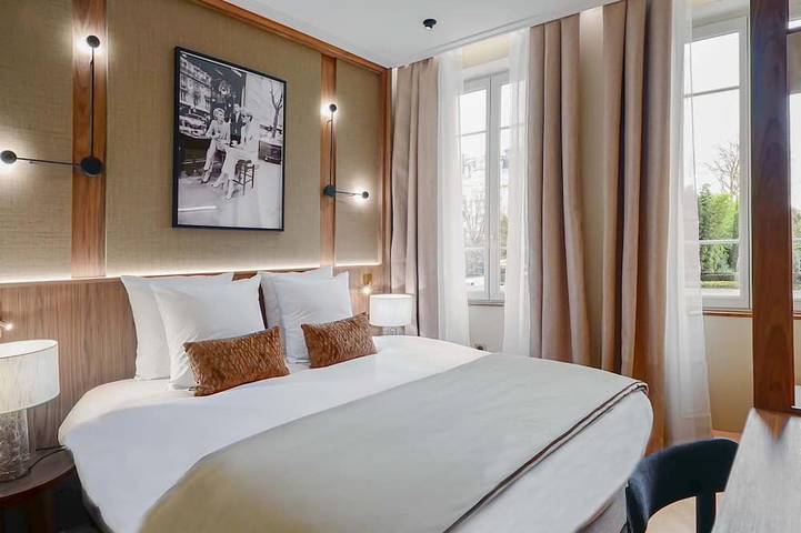 Ganze Wohnung, Merveil - Signature Suite - Champs Elysees - Dulud I in Neuilly-sur-Seine, Hauts-de-Seine