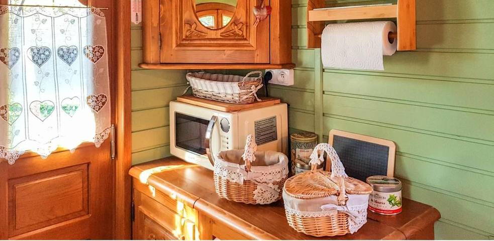 Location de vacances pour 2 personnes, avec piscine à Bussac-Forêt - 3