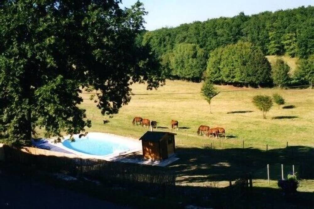 Gîte viticole Château Tourmentine 14 pers/piscine/idéal groupes et amis/campagne in Monestier, Périgord Pourpre