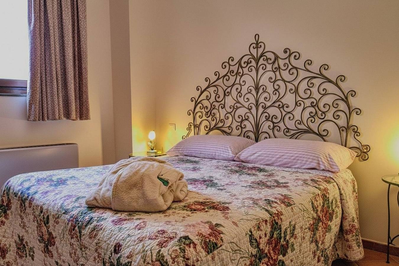Ganze Wohnung, Resort Suite Magnolia: Zweizimmerwohnung mit Garten und Pool in Bagno a Ripoli, Valdarno