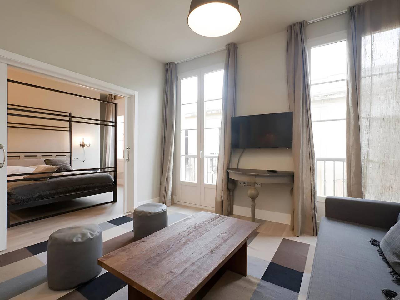 Apartamento vacacional entero, Industrial Suite Apartment in Centro-Sagrario, Granada