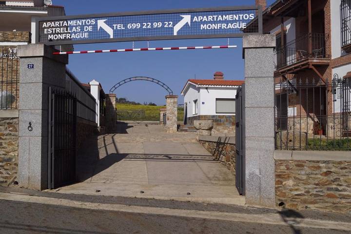 Apartamento de vacaciones para 4 personas, con piscina además de vistas y jardín, Se admiten mascotas en Provincia de Cáceres