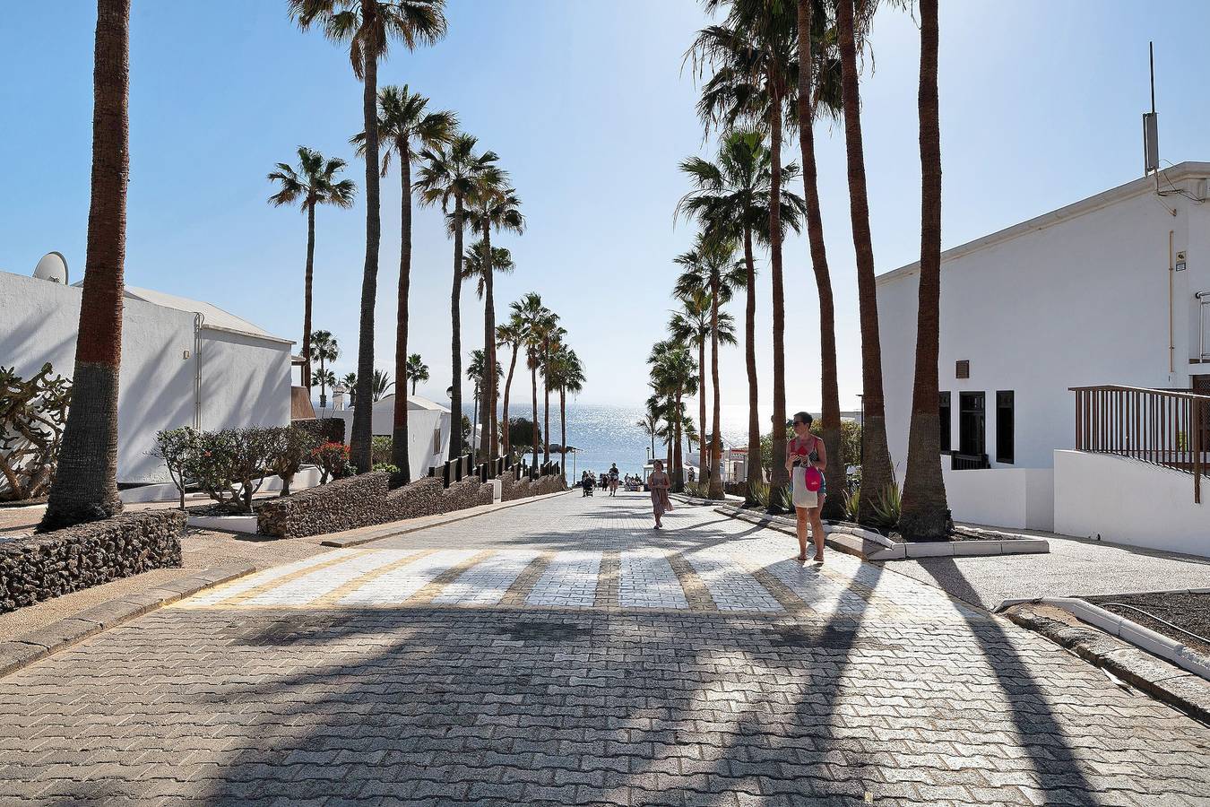 Entire apartment, Apartment 'Flamingo 62' with Private Terrace & Shared Pool in Playa Blanca, Yaiza