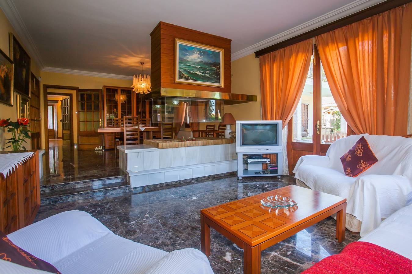 Villa Damar con piscina, jardín, terraza, balcón, aire acondicionado y Wi-Fi in Can Picafort, Santa Margalida