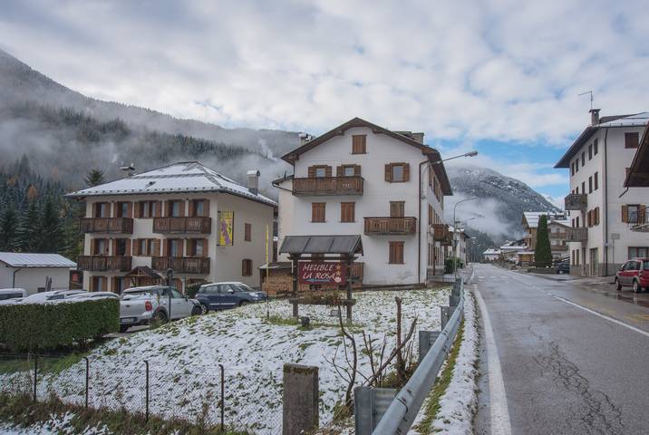 Room '1' with Mountain View, Shared Garden and Wi-Fi in Auronzo di Cadore, Dolomiti Superski