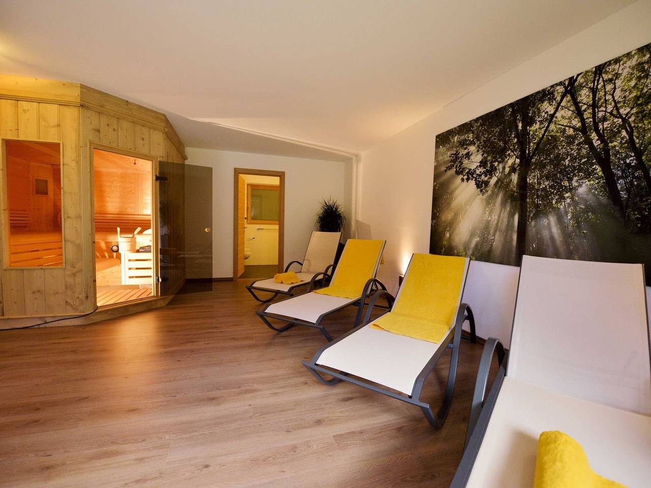 Ganze Ferienwohnung, Appartementhaus Fuchsmaurer - Apartment Monolokal in Mellaun, Brixen