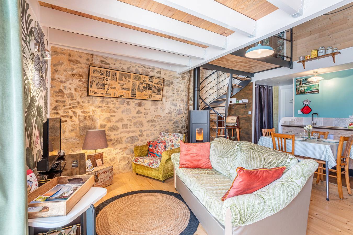 Maison de vacances 'L'étable 15kms Puy Du Fou' avec terrasse privée et Wi-Fi in Pouzauges, Fontenay-le-Comte