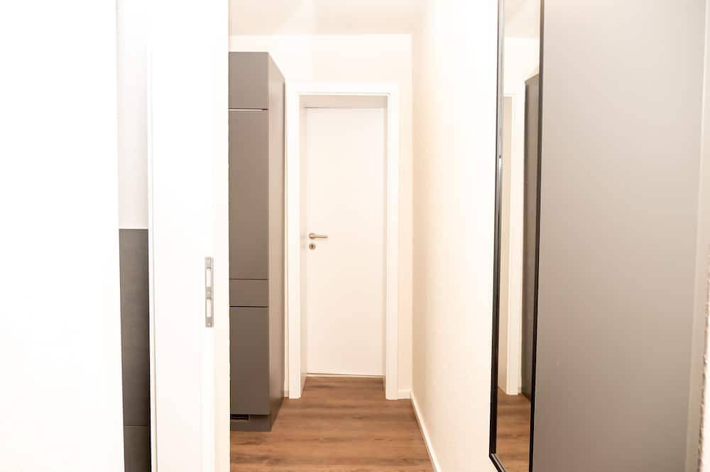 Ganze Wohnung, Kleines Apartment mit Schlafzimmer, Küche und Bad in Graben-Neudorf, Rheinebene