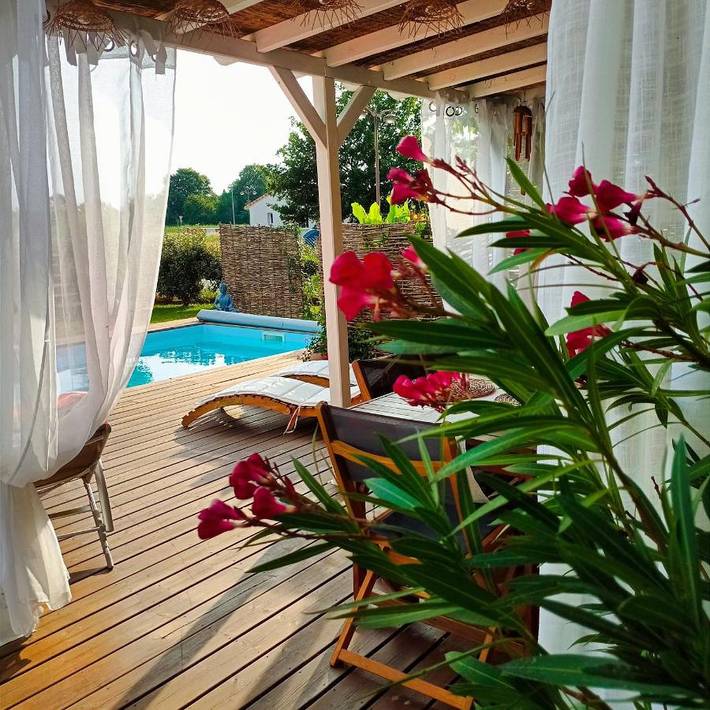 Location de vacances pour 6 personnes, avec vue ainsi que jardin et piscine dans Morcenx-la-Nouvelle - 3