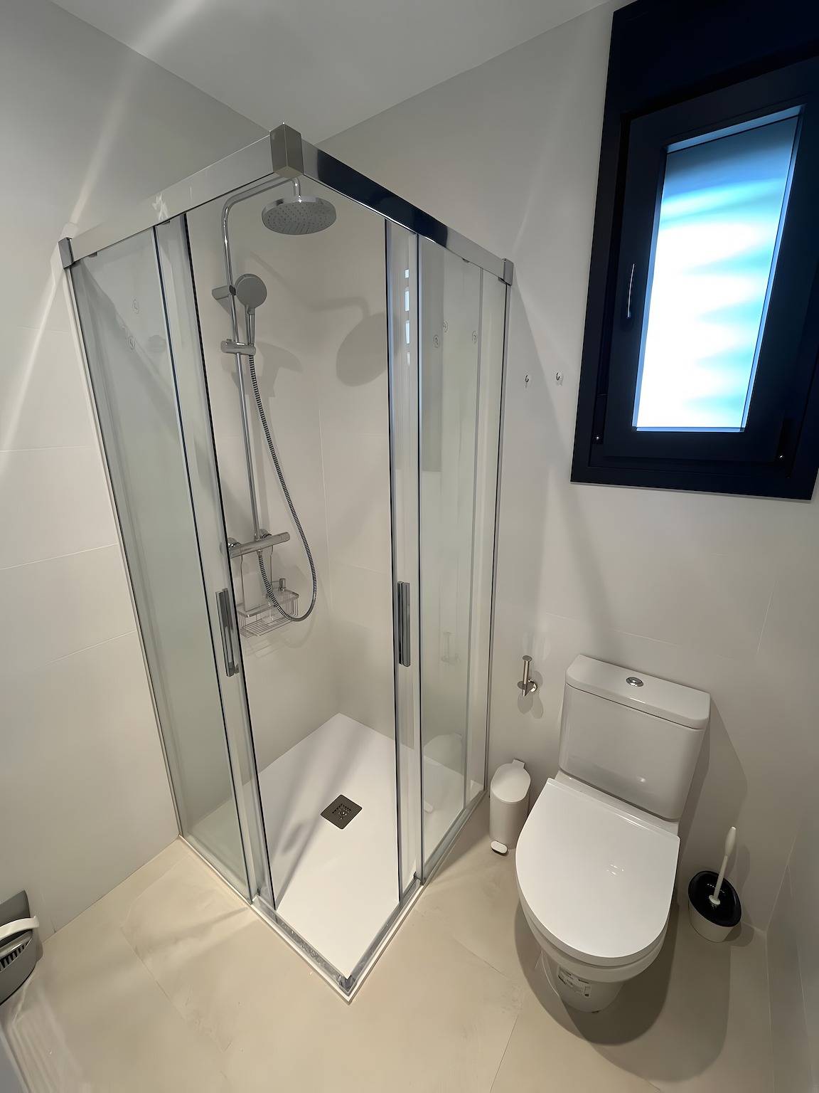 Estúdio inteiro, Estúdio confortável "Black Palm", excelente localização. Ideal para casais in Playa de Los Lances, Tarifa (Espanha)