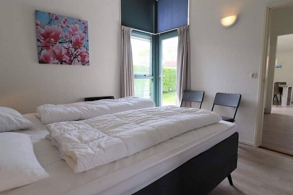 Beachpark 6 Ferienchalet nahe am Nordseestrand in Renesse Strand, Renesse