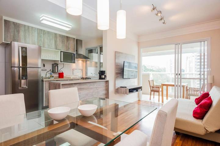 Casas e apartamentos de temporada para 4 pessoas, com vista e piscina e ainda jardim em Vila Andrade