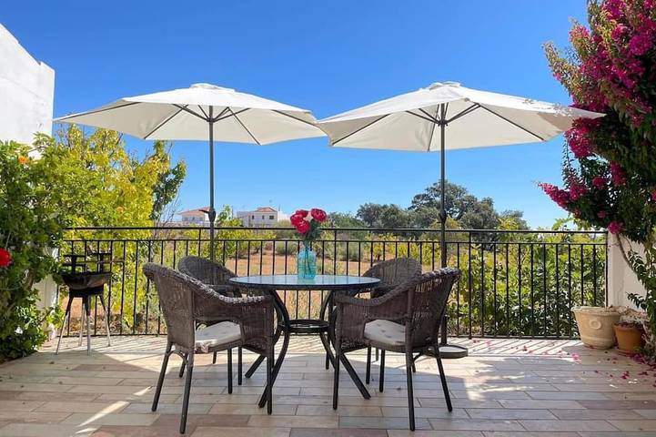 Villa für 6 Personen, mit Balkon in Altura