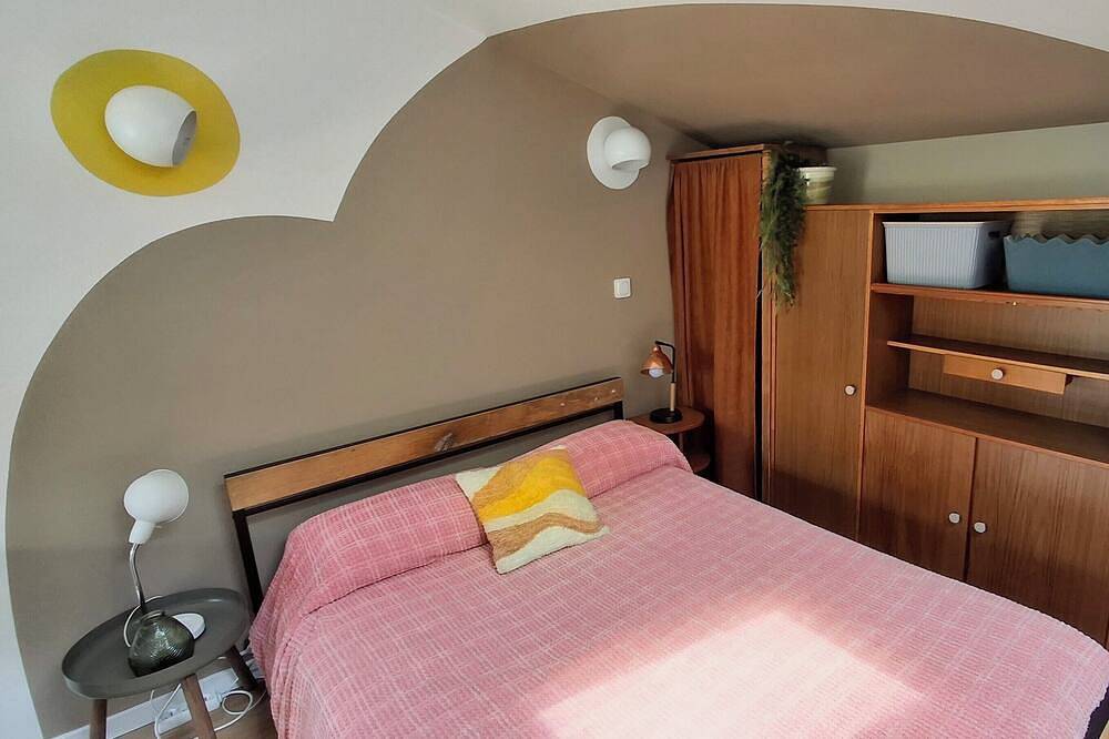 Apartamento entero, Charming studio with exterior in Lagord, 5 minutes from La Rochelle in Lagord, Región de La Rochelle