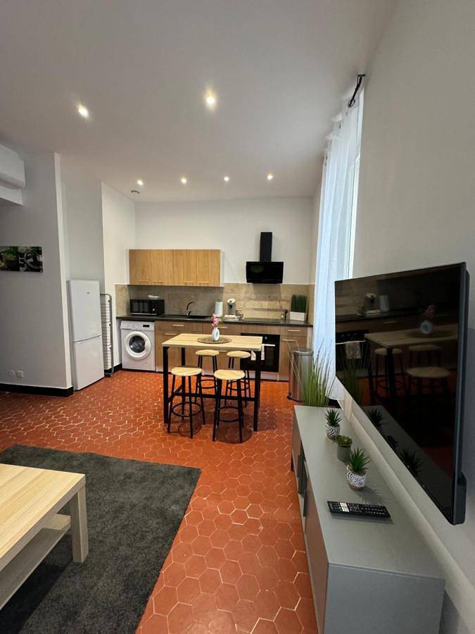 Gîte pour 5 personnes, avec vue et balcon dans Port de l'Estaque - 4