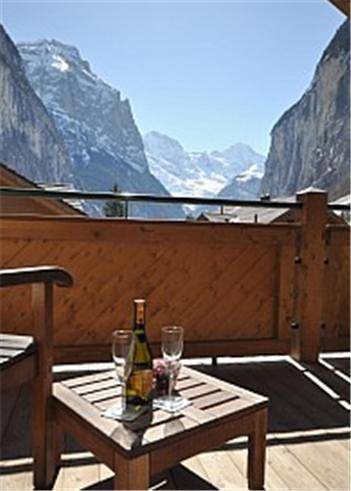 Ferienwohnung für 4 Personen, mit Balkon und Terrasse sowie Ausblick