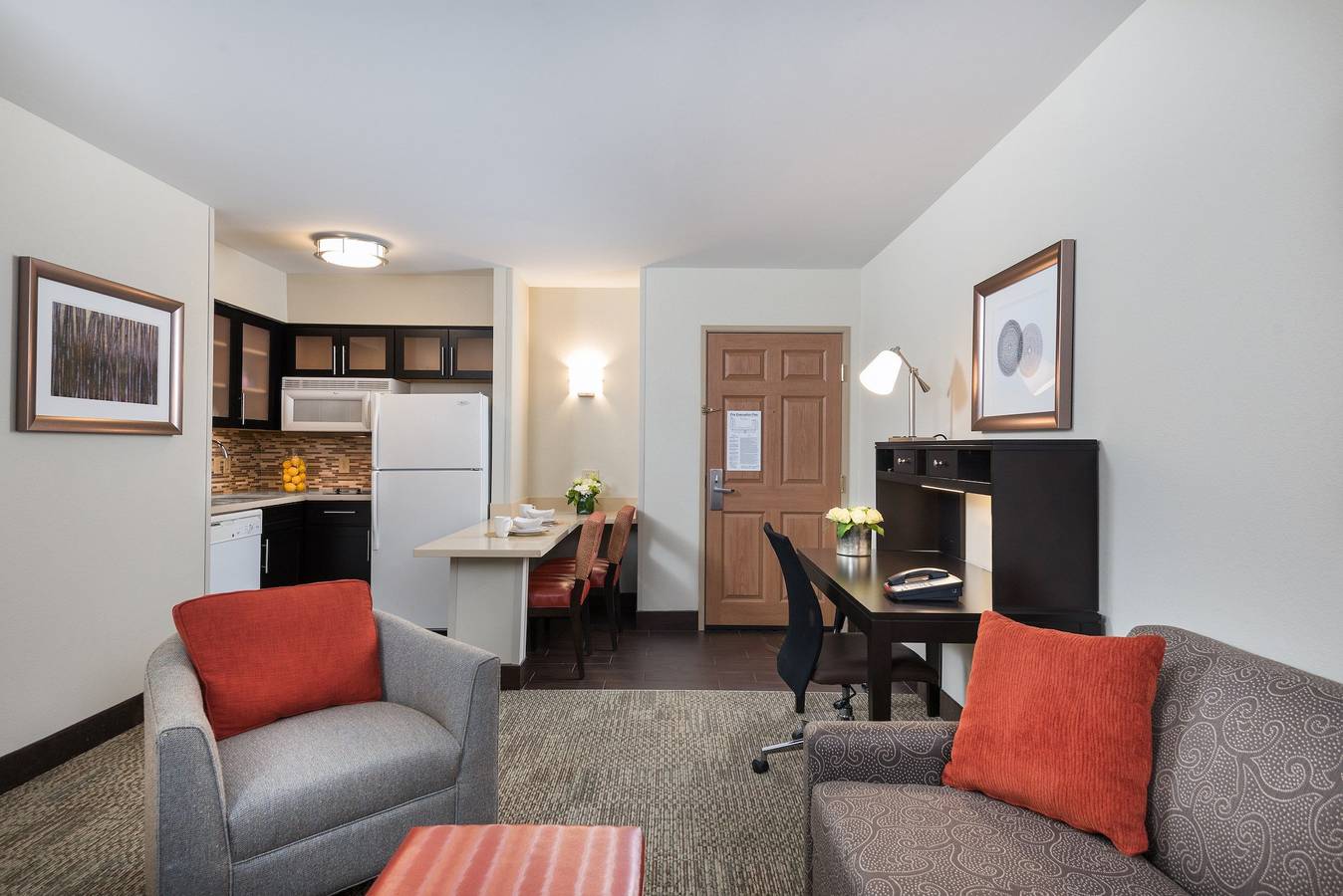 Entire apartment, Staybridge Chantilly Dulles Airport in Chantilly (Virginia), Fairfax County