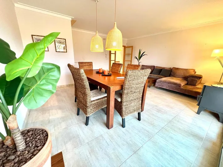 Ferienhaus für 8 Personen, mit Ausblick und Balkon - 1