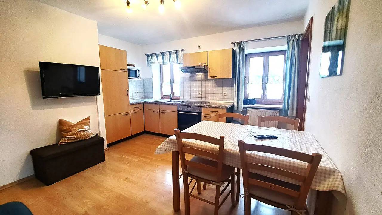 Ganze Ferienwohnung, Ferienwohnung für 3 Personen (38 m²) in Neuötting in Neuötting, Landkreis Altötting