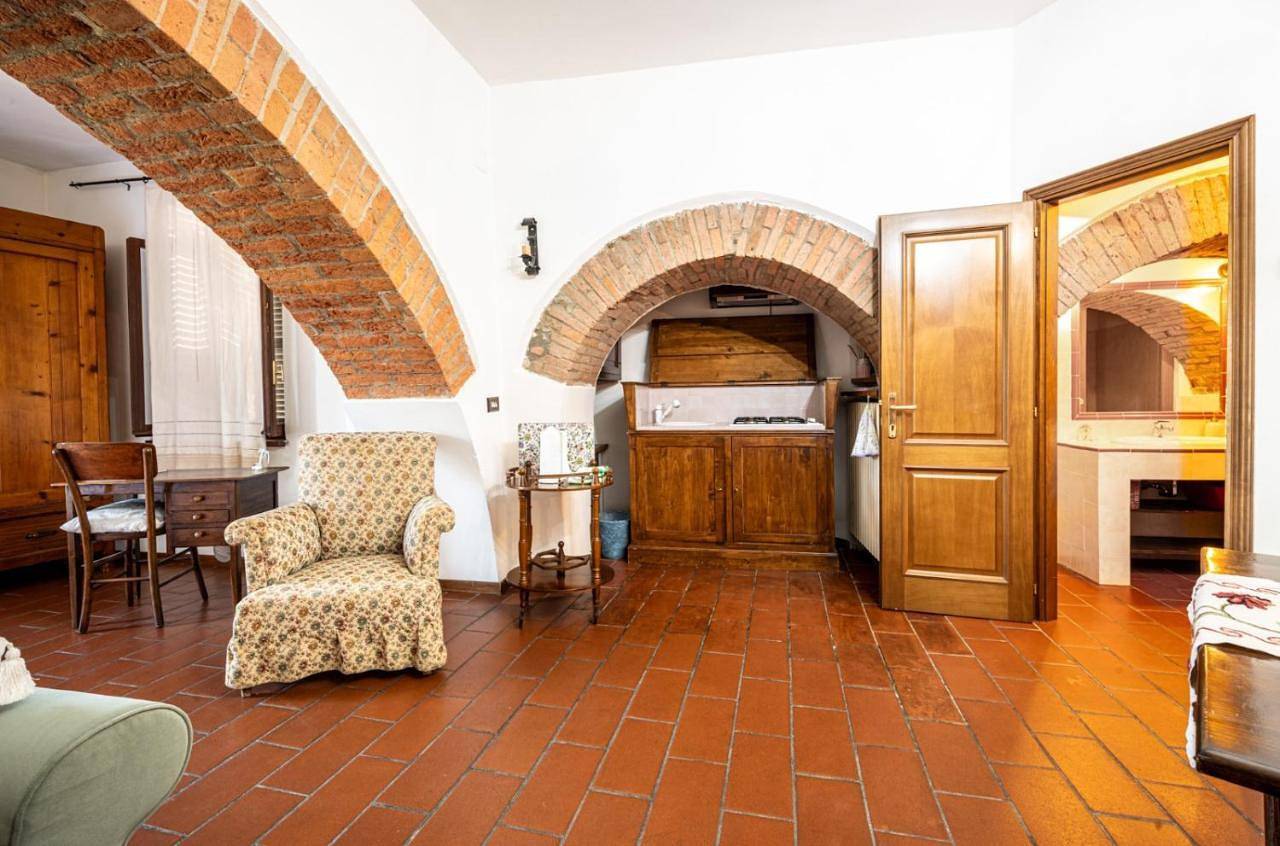 Il vecchio frantoio in Panicale, Lago Trasimeno