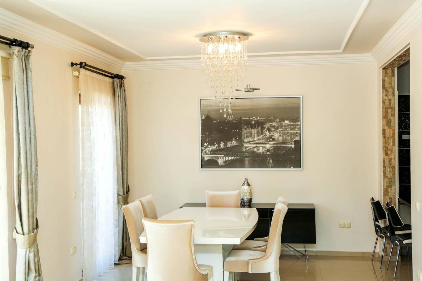 Hot tub-Fireplace-Pets-Sleeps 11-Bbq-Pool-Parking in Ortaca, Türkische Ägäis