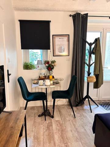 Gîte pour 2 personnes, avec terrasse à Moulins