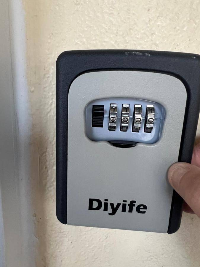 Gîte pour 4 personnes, avec Balcon ainsi que Terrasse et Vue à Égliseneuve-d'Entraigues - 4