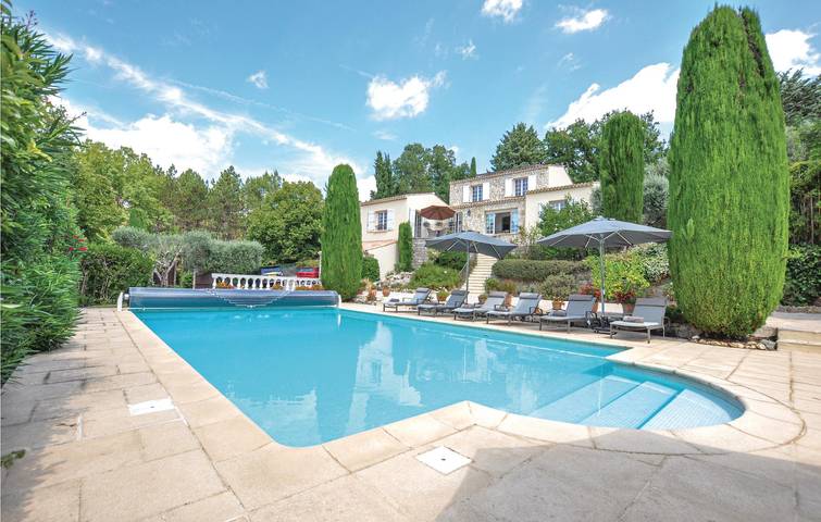 Ferienhaus für 8 Personen, mit Garten und Pool sowie Terrasse - 1