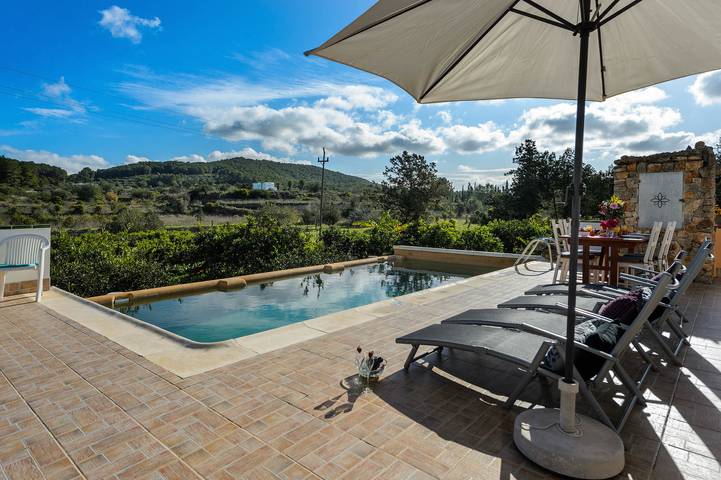 Chalet para 4 personas, con terraza y jardín - 1
