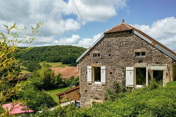 Location de vacances pour 4 personnes, avec Terrasse dans Poiseul-la-Grange